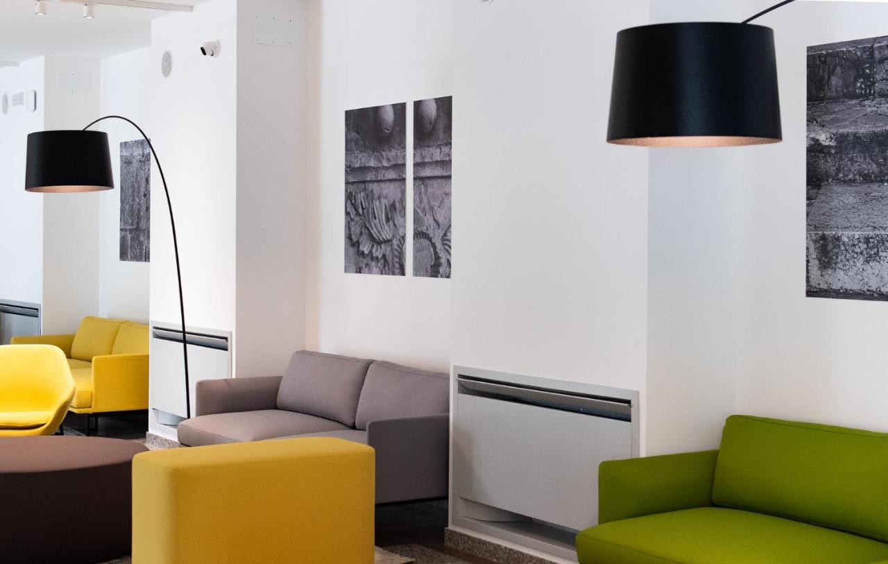 Hub Hotel Губио Екстериор снимка
