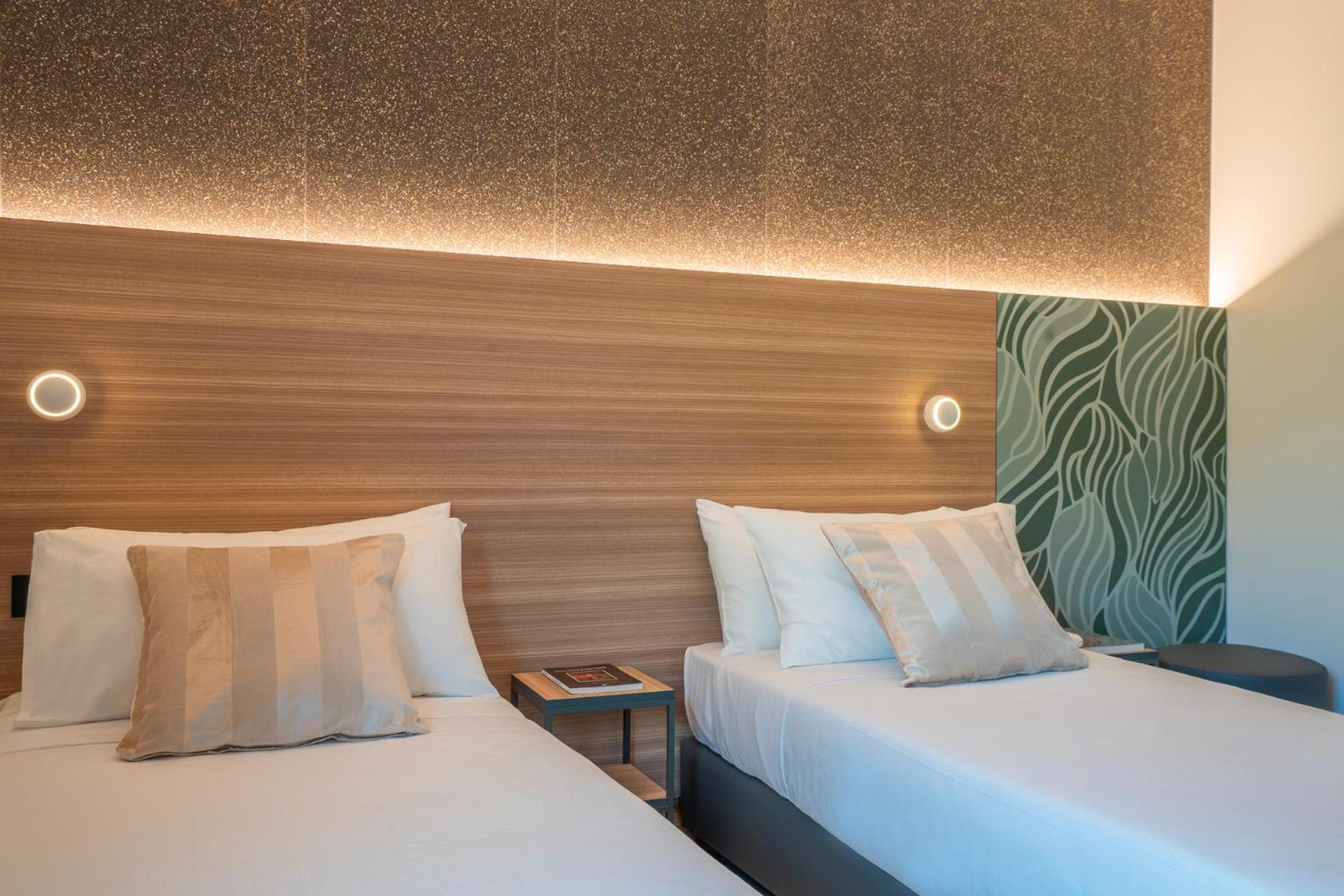 Hub Hotel Губио Екстериор снимка